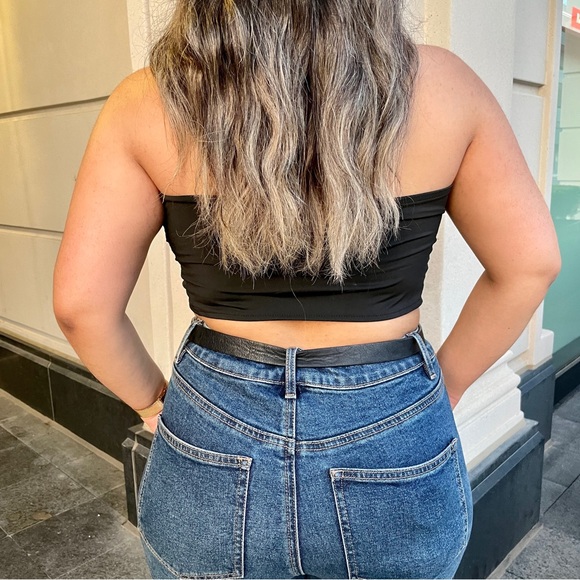 BUNNY BOUTIQUE - Black Chain Halter Neck Cropped Top - Picture 2 of 2